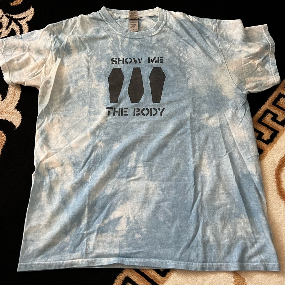 Vintage Used tie dyed Show Me The Body band shirt size L